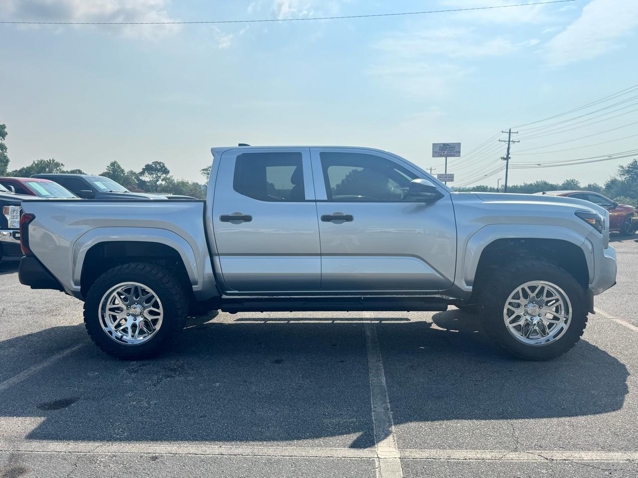 Toyota Tacoma SR Double Cab 2WD 2025