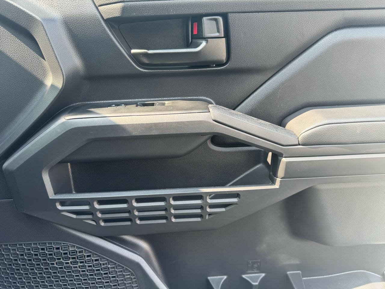 Toyota Tacoma SR Double Cab 2WD 2025
