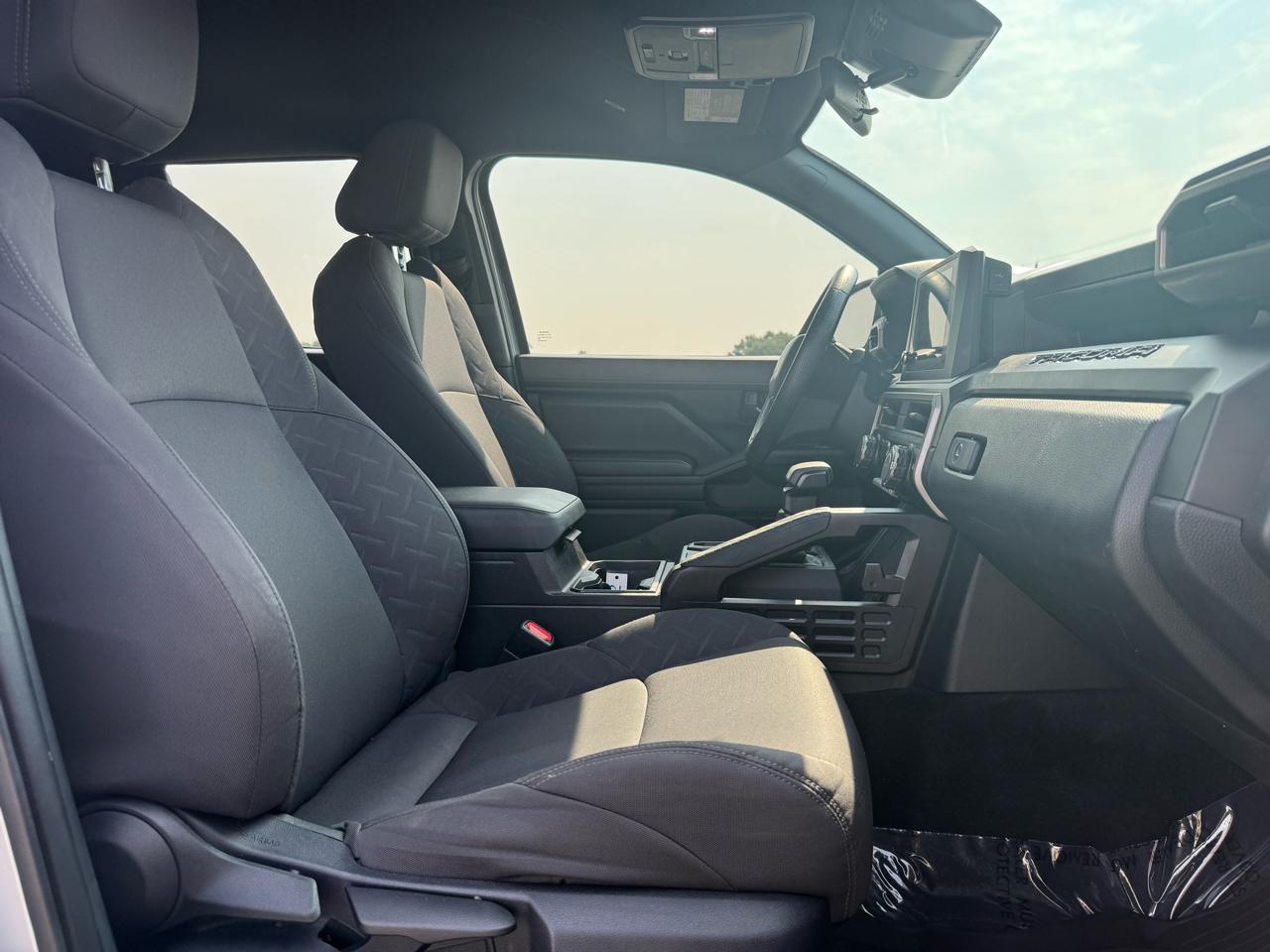 Toyota Tacoma SR Double Cab 2WD 2025