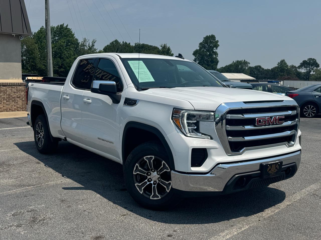 GMC Sierra 1500 SLE Double Cab 4WD 2021