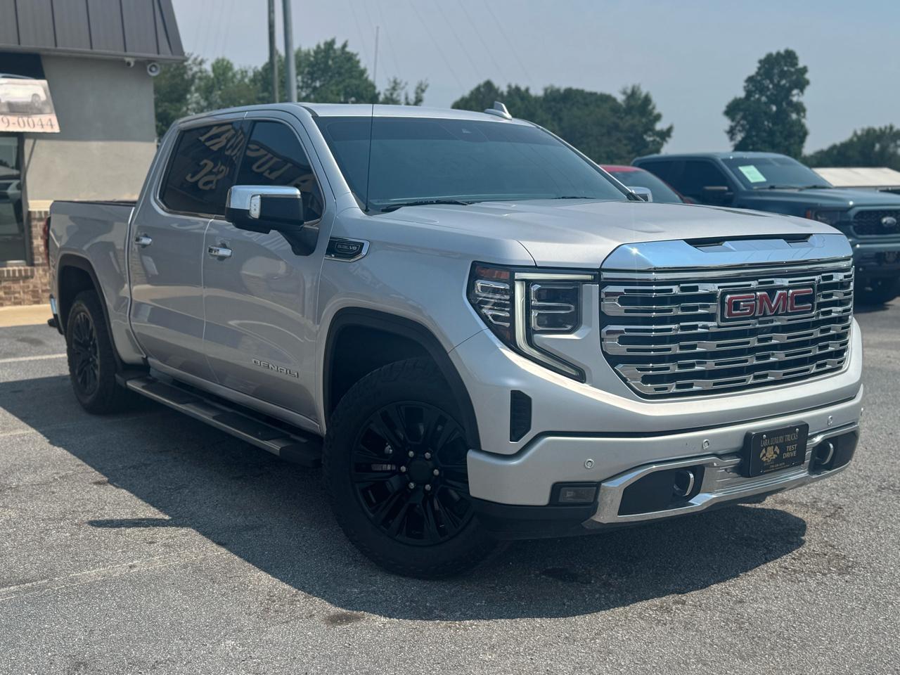 GMC Sierra 1500 Denali Crew Cab Short Box 4WD 2022