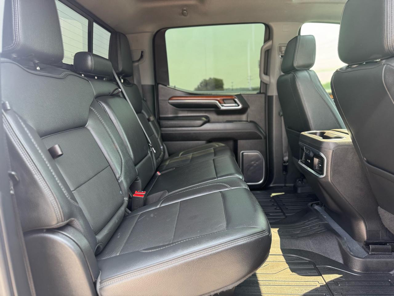 GMC Sierra 1500 Denali Crew Cab Short Box 4WD 2022