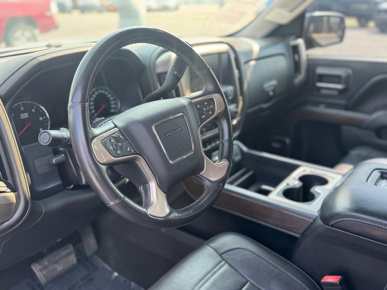GMC Sierra 1500 Denali Crew Cab Short Box 4WD 2017