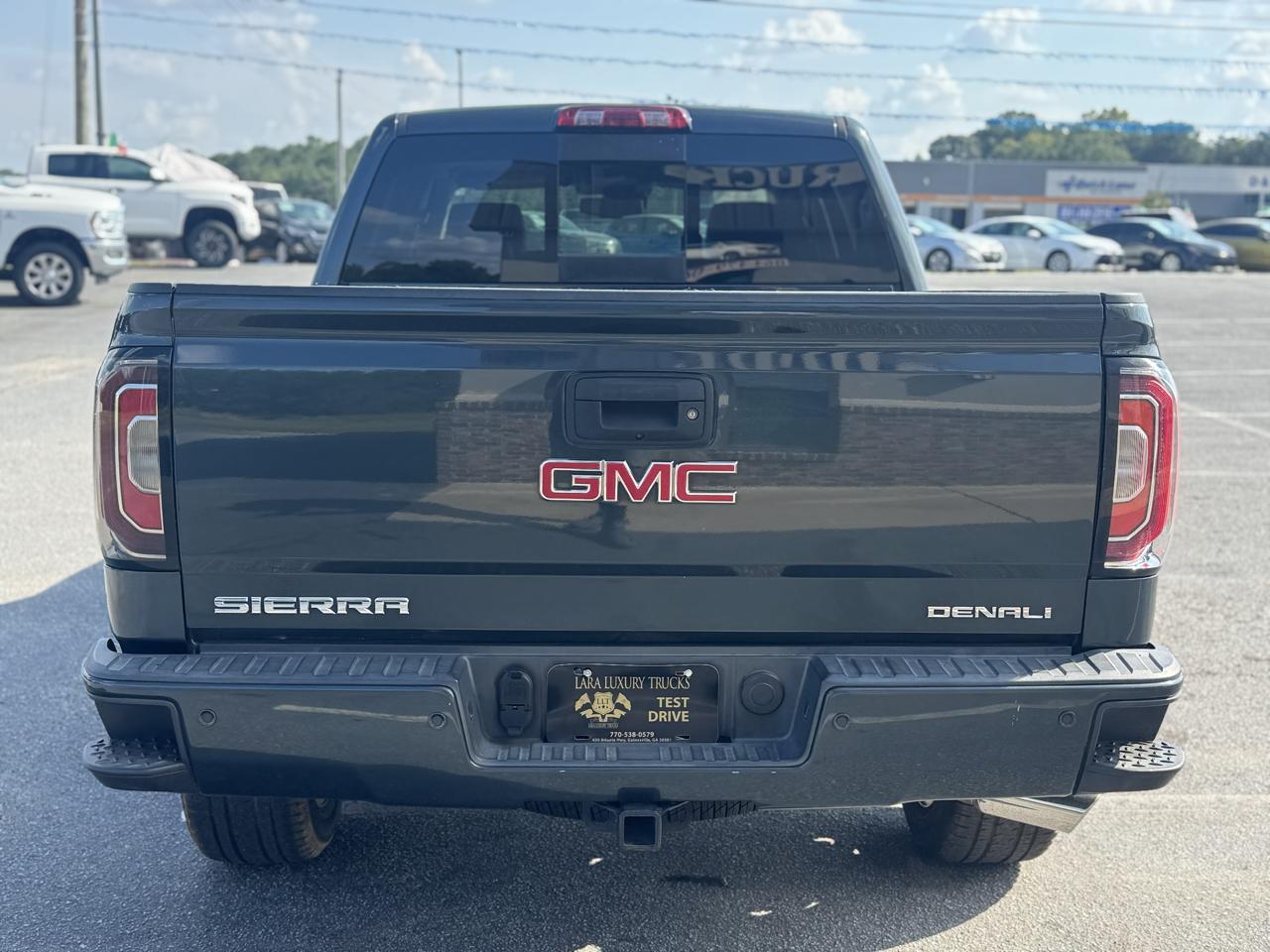 GMC Sierra 1500 Denali Crew Cab Short Box 4WD 2017