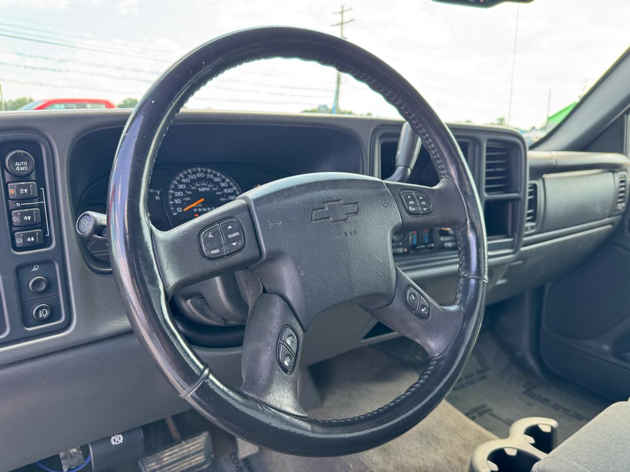 Chevrolet Silverado 1500 LS 4WD 2006