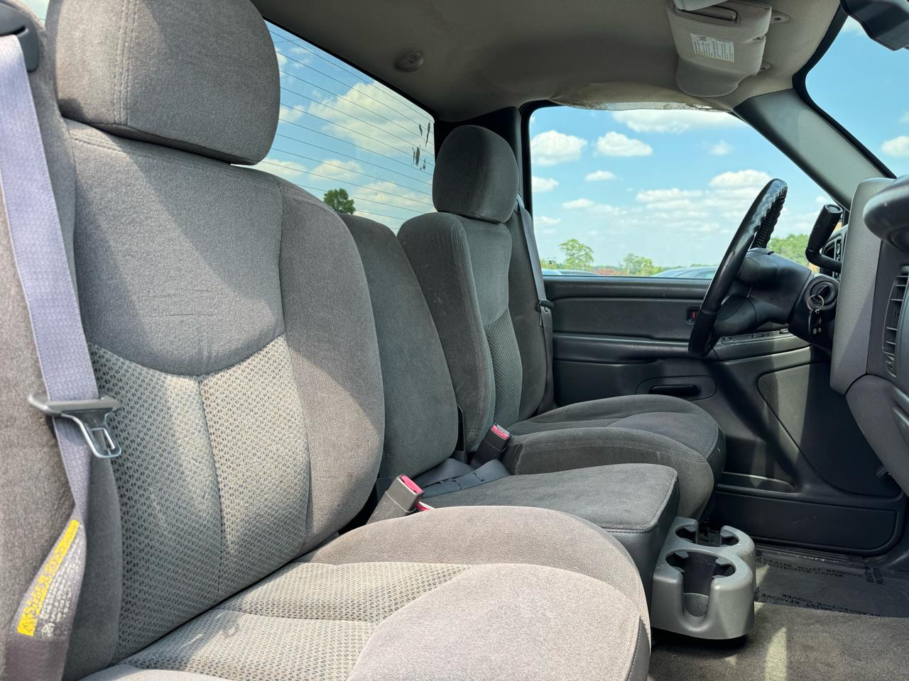 Chevrolet Silverado 1500 LS 4WD 2006