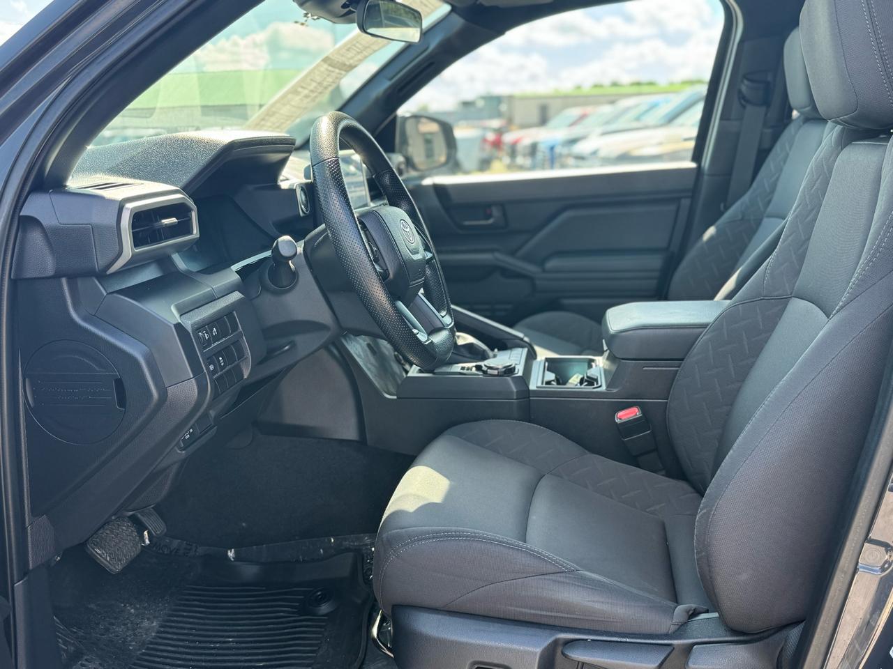 Toyota Tacoma SR Double Cab 4WD 2024