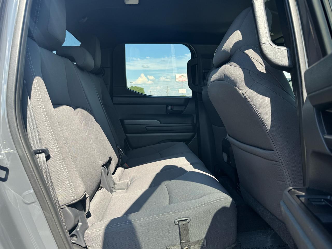 Toyota Tacoma SR Double Cab 4WD 2024