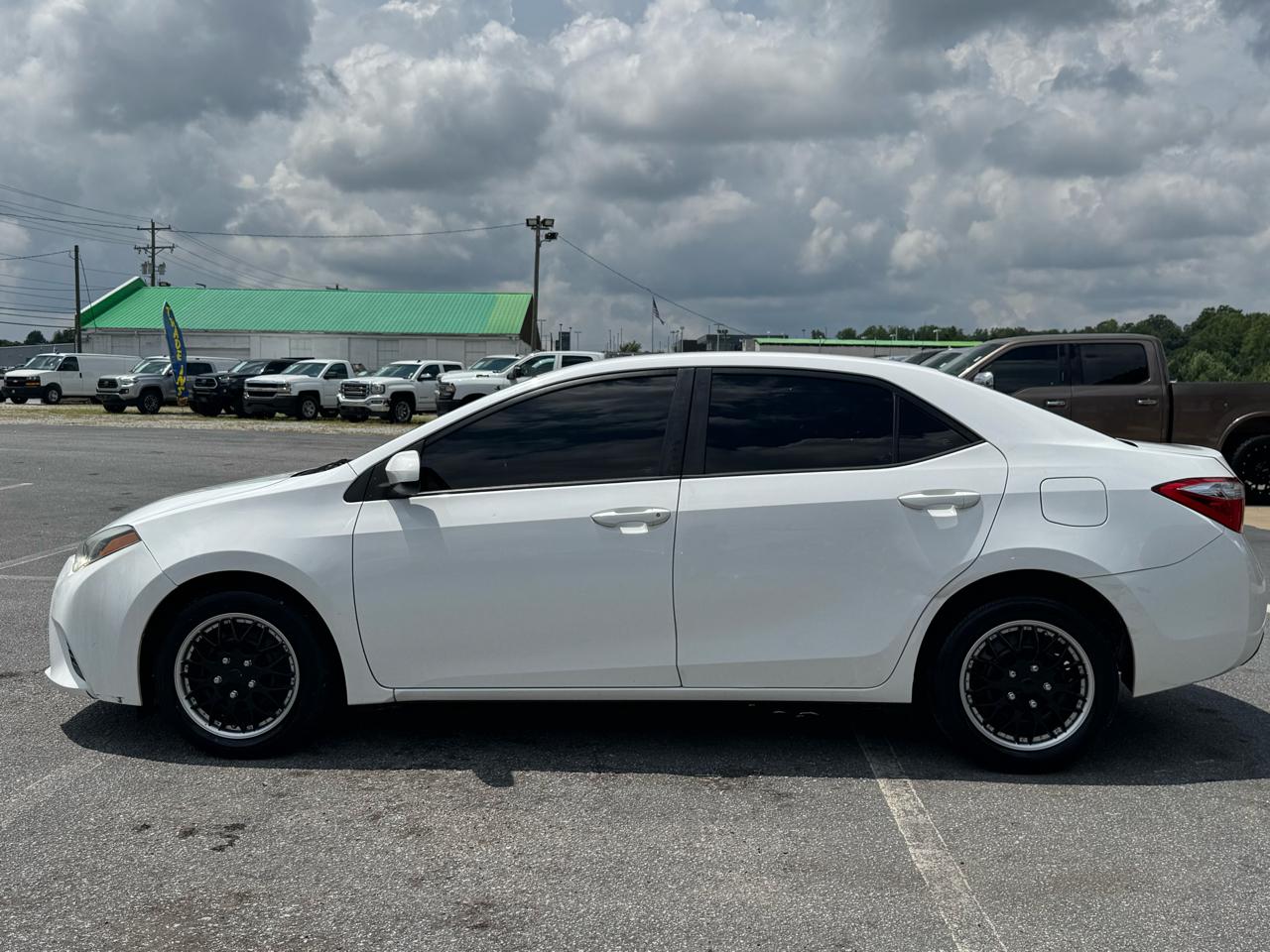 Toyota Corolla LE 4D Sedan 2015