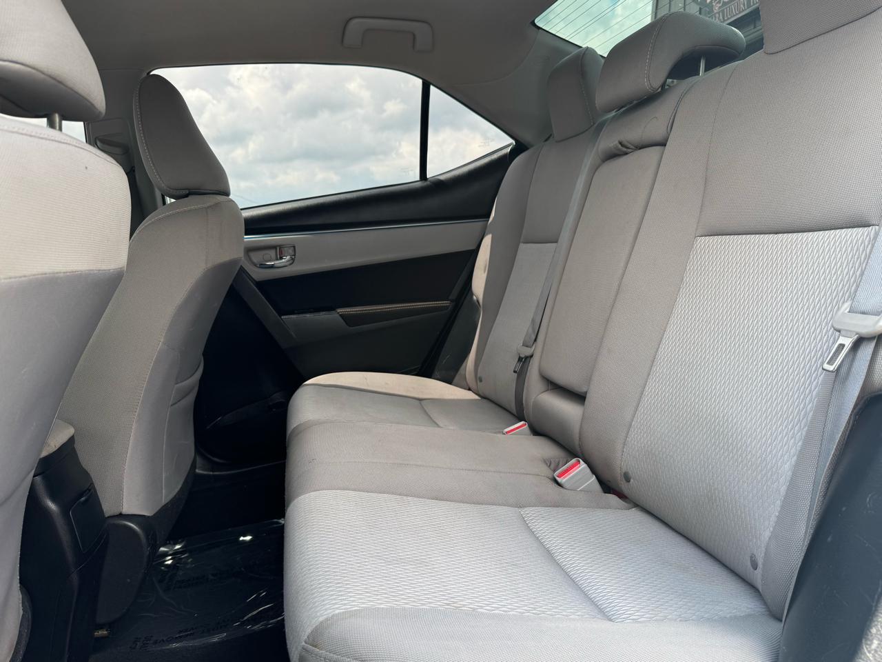 Toyota Corolla LE 4D Sedan 2015