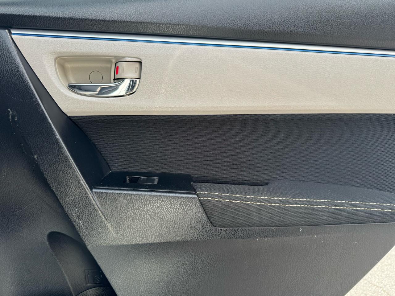 Toyota Corolla LE 4D Sedan 2015