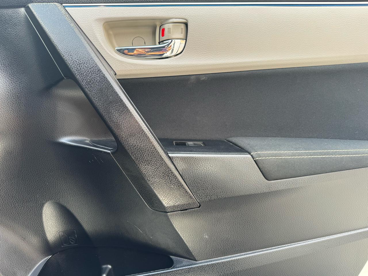 Toyota Corolla LE 4D Sedan 2015