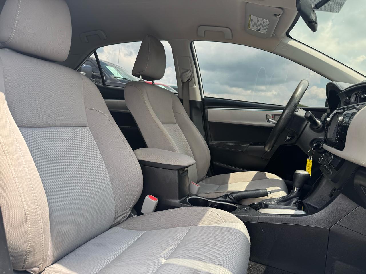 Toyota Corolla LE 4D Sedan 2015