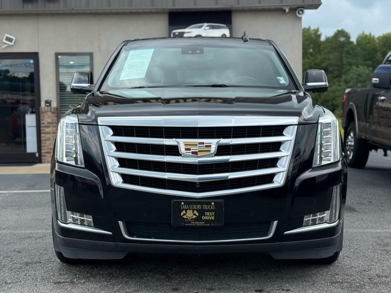 Cadillac Escalade ESV Standard 4WD 2017