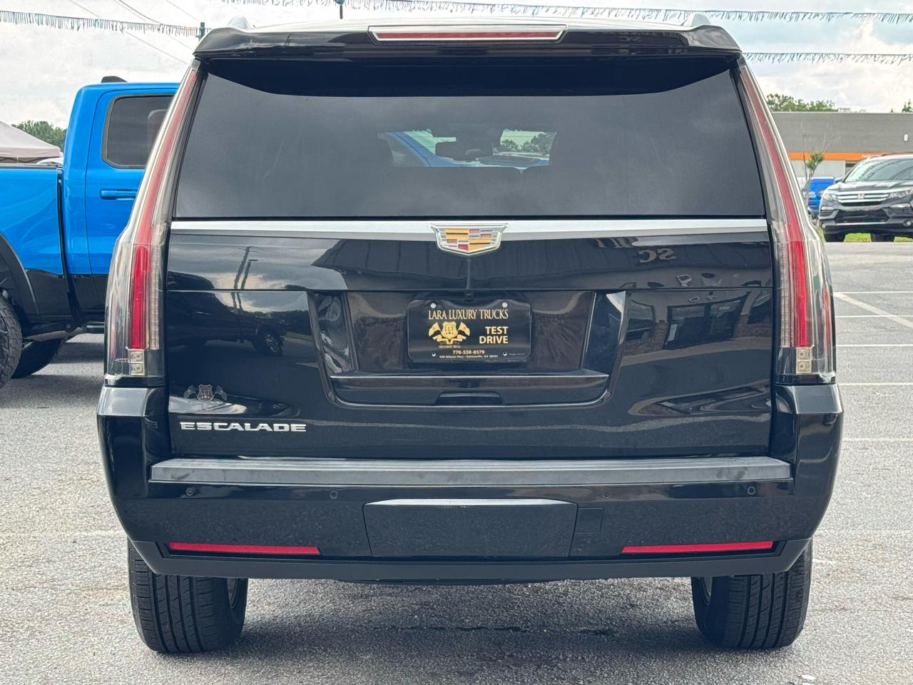 Cadillac Escalade ESV Standard 4WD 2017