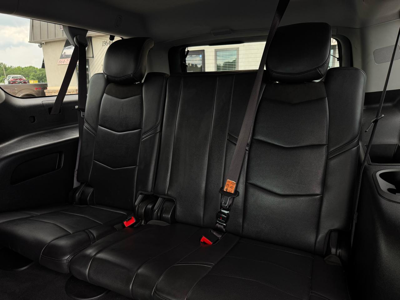 Cadillac Escalade ESV Standard 4WD 2017