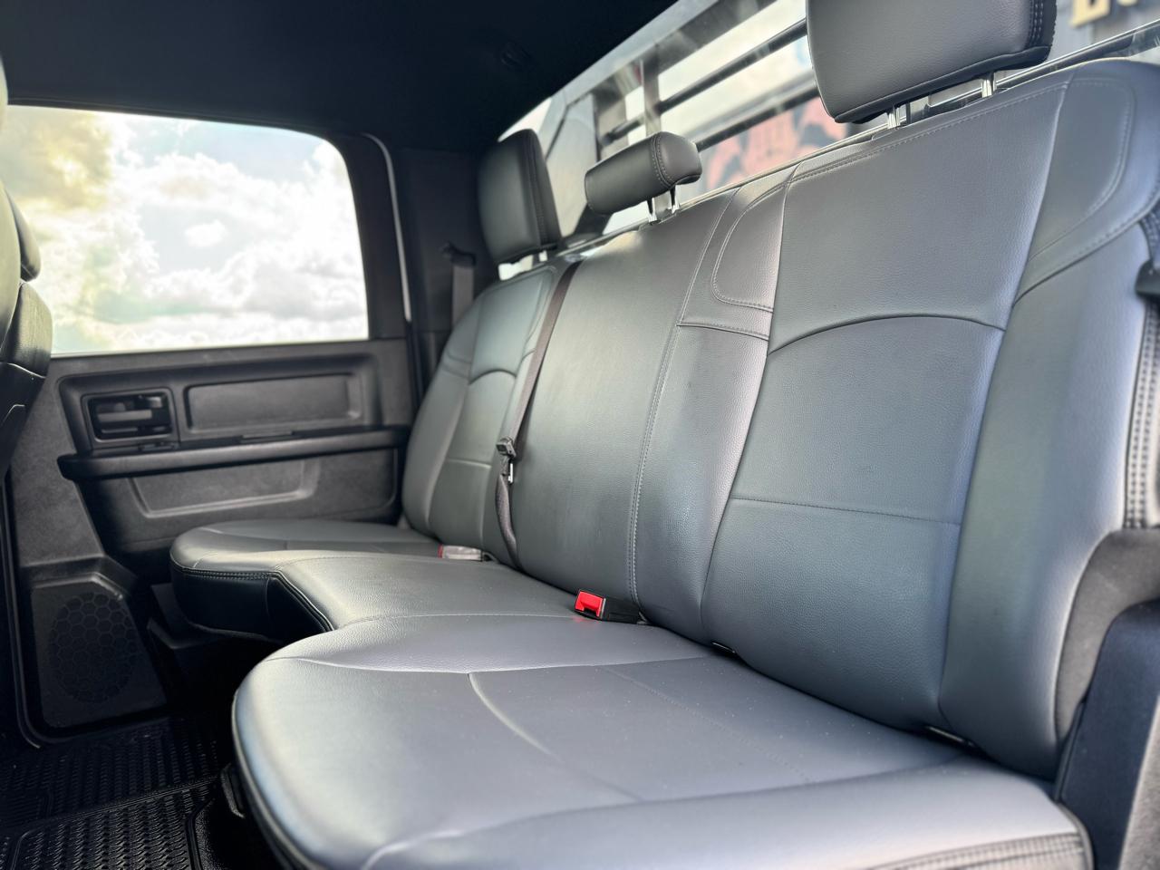 RAM 3500 Crew Cab 4WD DRW 2024