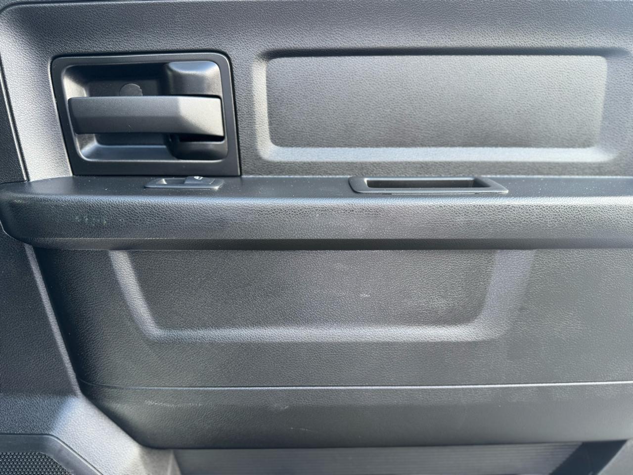 RAM 3500 Crew Cab 4WD DRW 2024