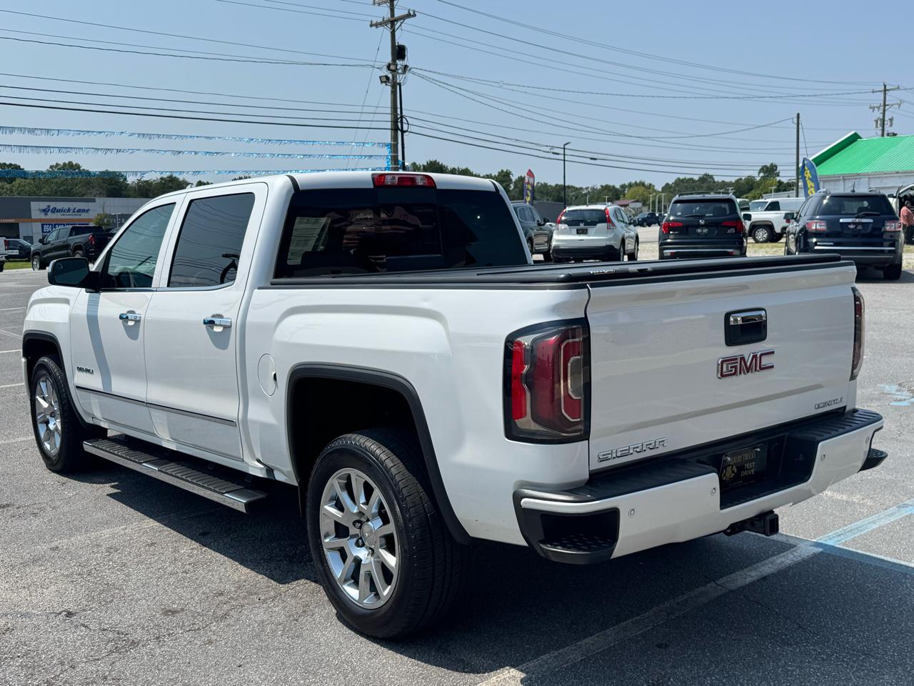 GMC Sierra 1500 Denali Crew Cab Short Box 4WD 2017