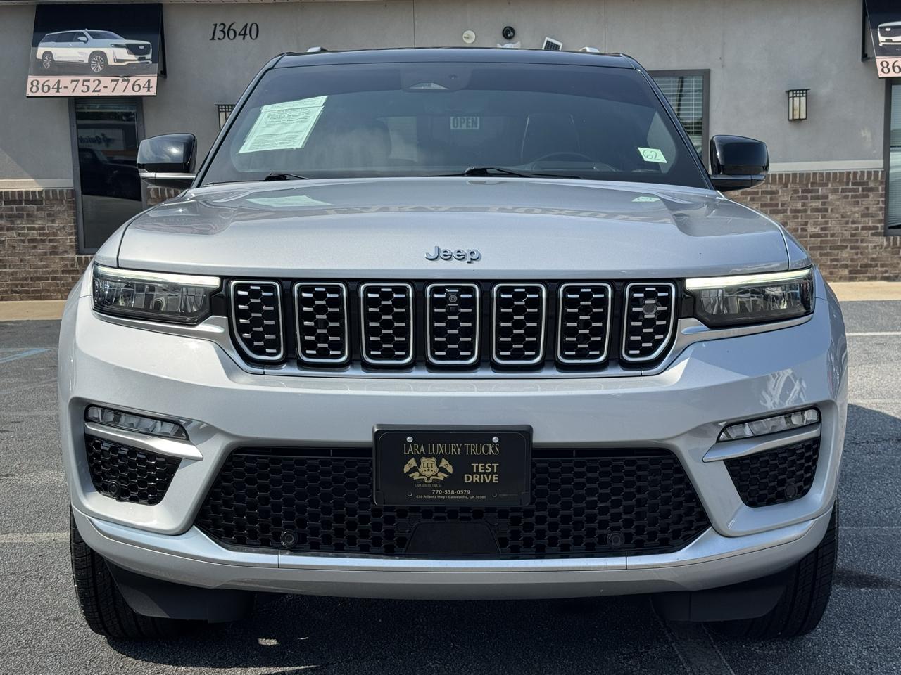 Jeep Grand Cherokee Summit 4WD 2022