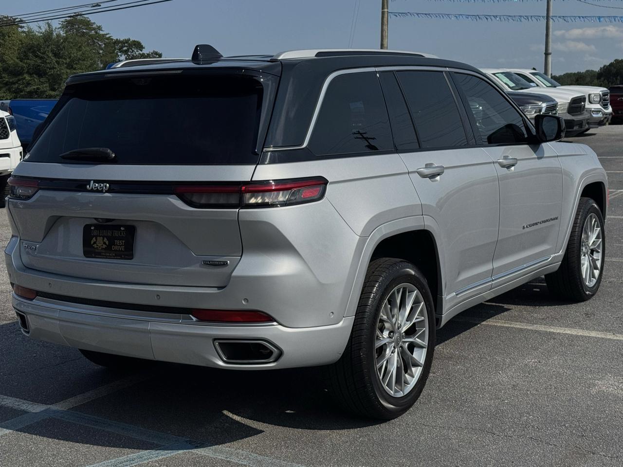 Jeep Grand Cherokee Summit 4WD 2022