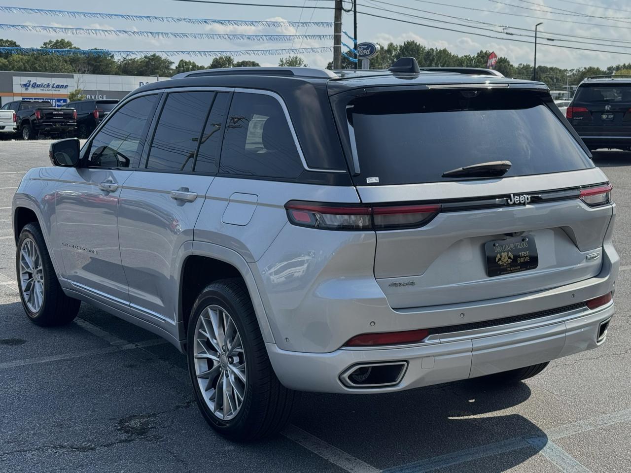 Jeep Grand Cherokee Summit 4WD 2022