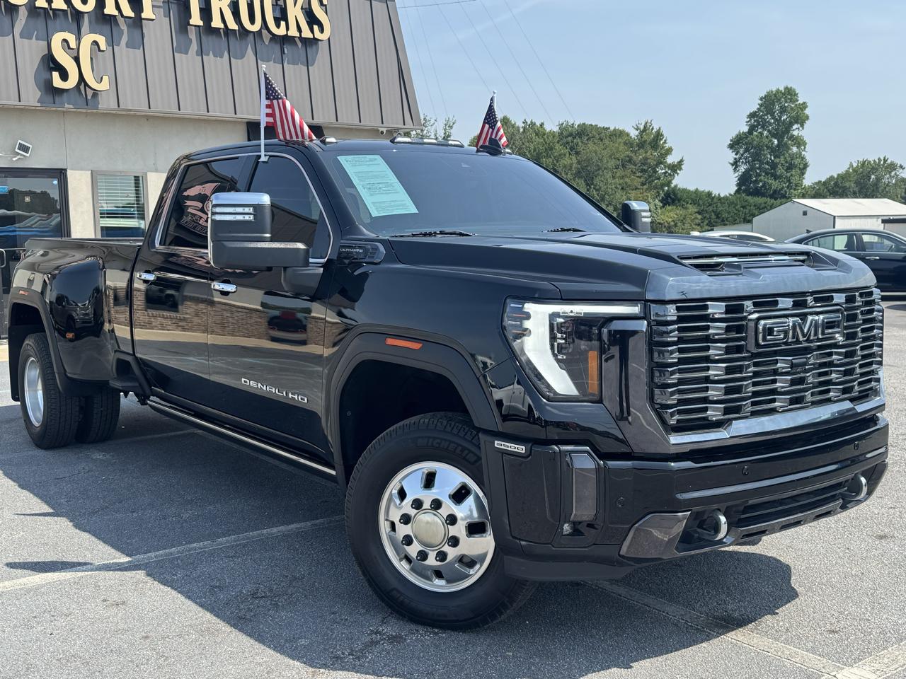 GMC Sierra 3500HD Denali Ultimate Crew Cab 4WD 2024