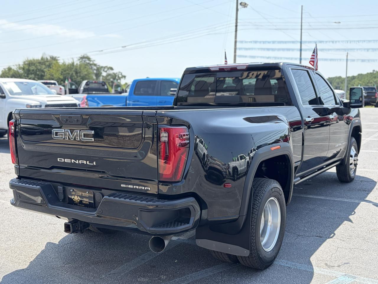 GMC Sierra 3500HD Denali Ultimate Crew Cab 4WD 2024