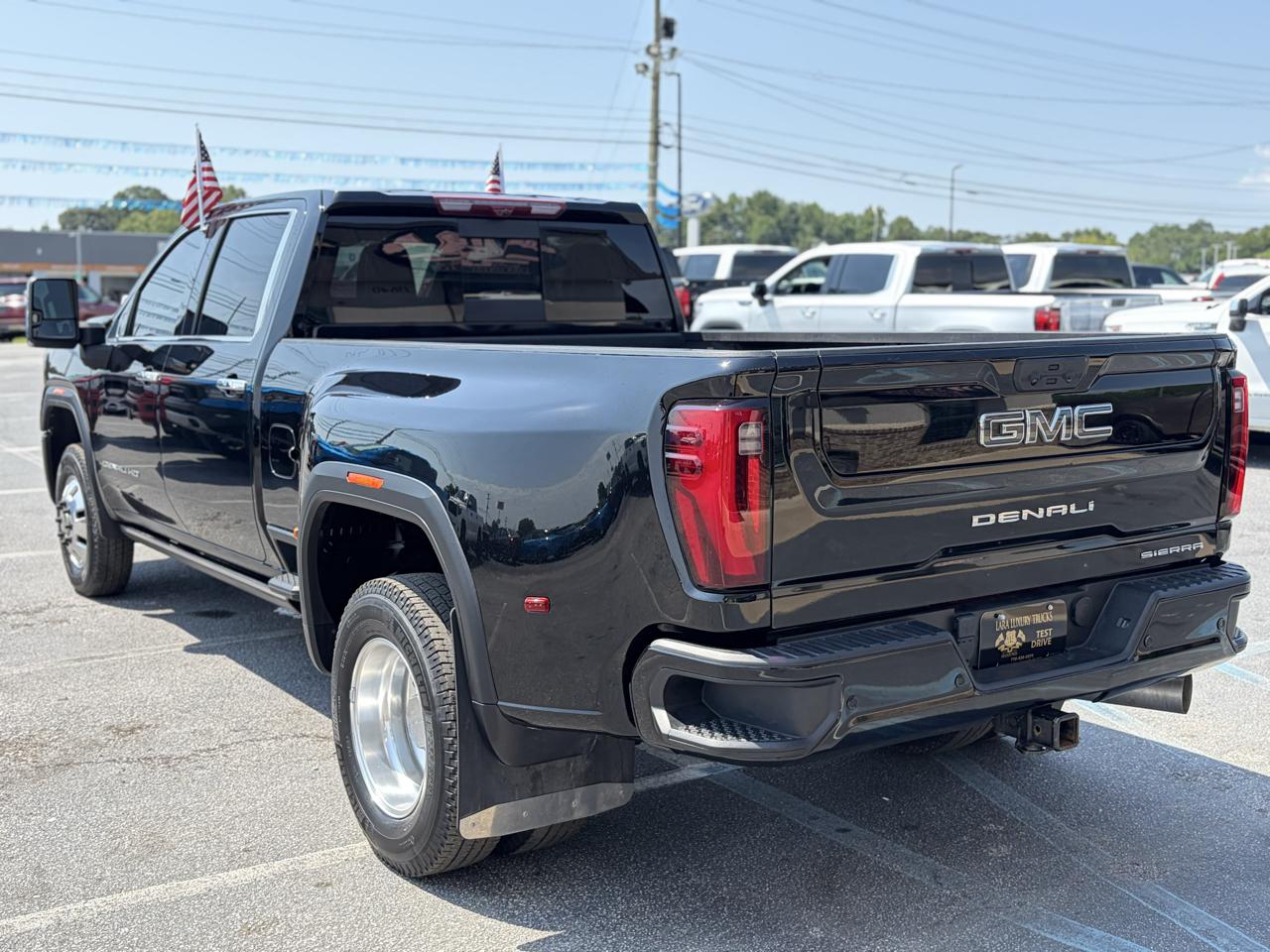 GMC Sierra 3500HD Denali Ultimate Crew Cab 4WD 2024