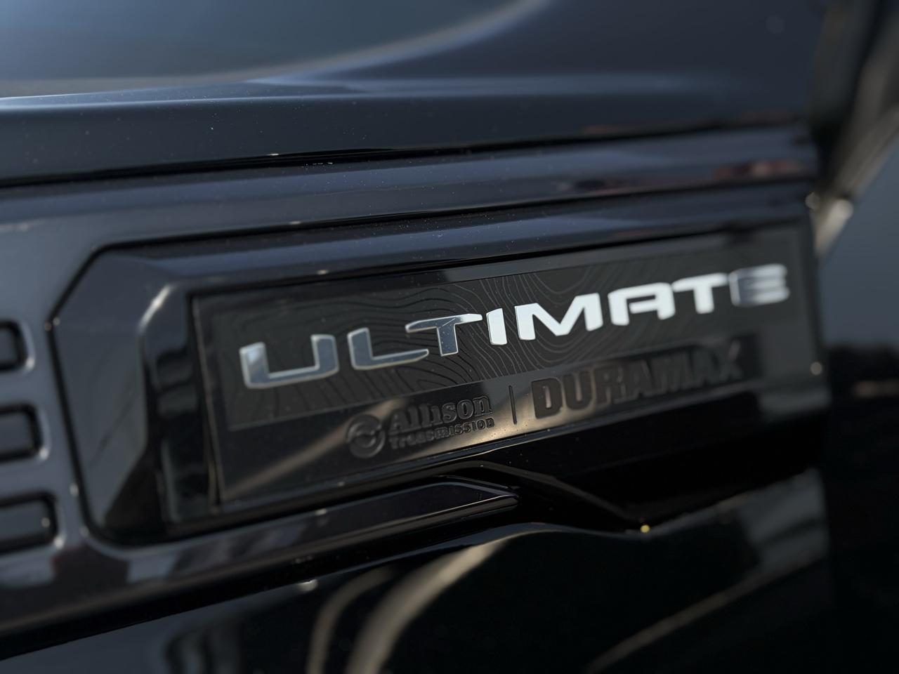 GMC Sierra 3500HD Denali Ultimate Crew Cab 4WD 2024