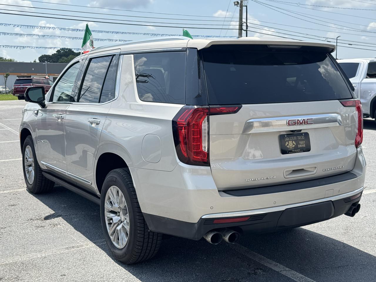 GMC Yukon Denali 2WD 2021