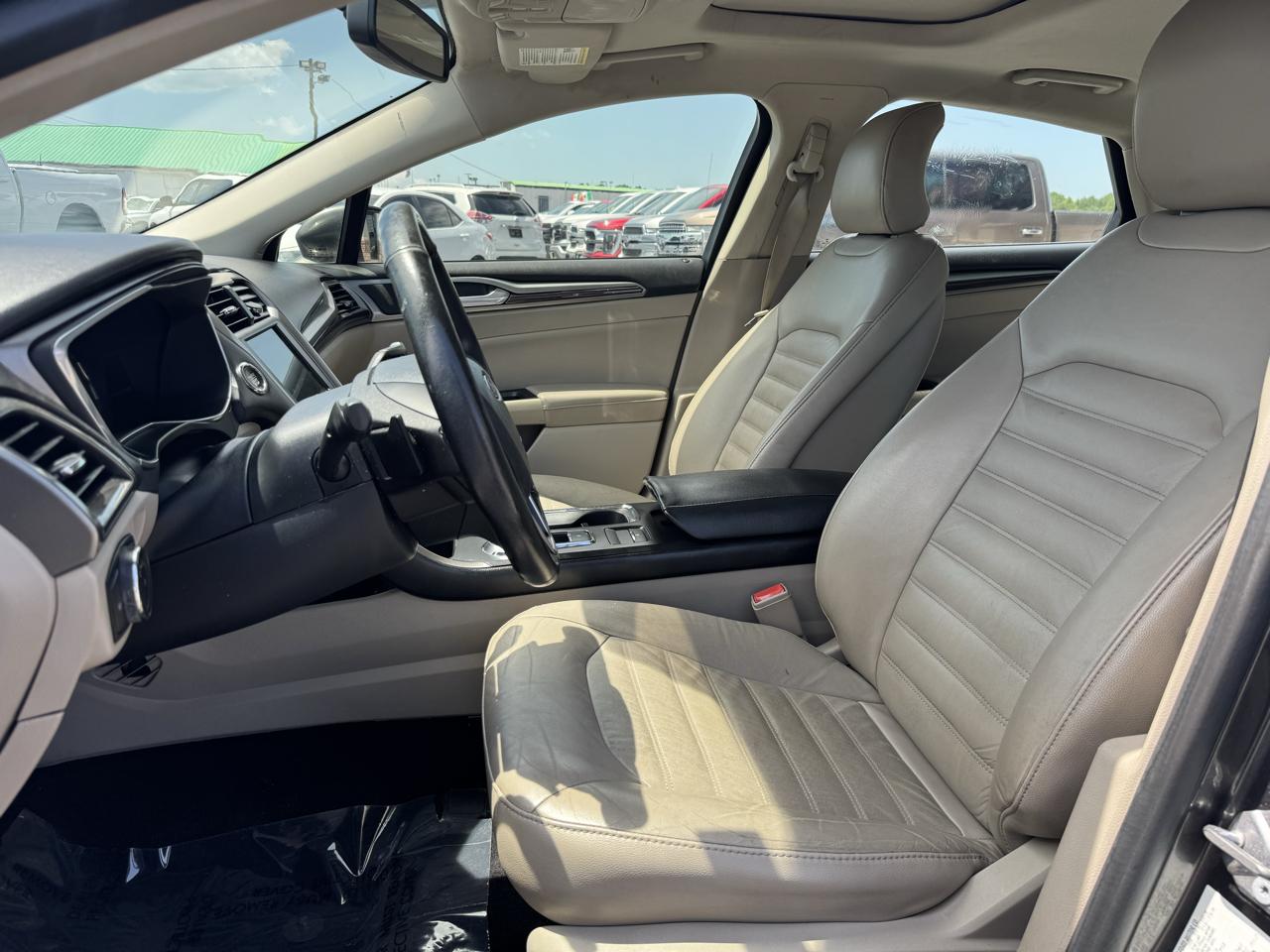 Ford Fusion SE 2017