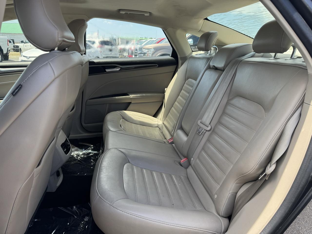 Ford Fusion SE 2017