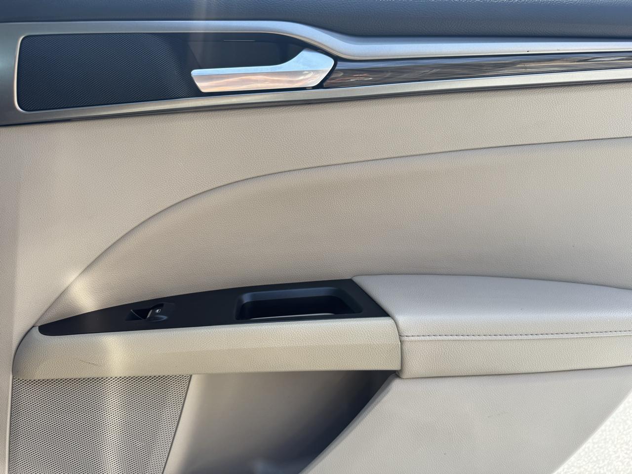 Ford Fusion SE 2017