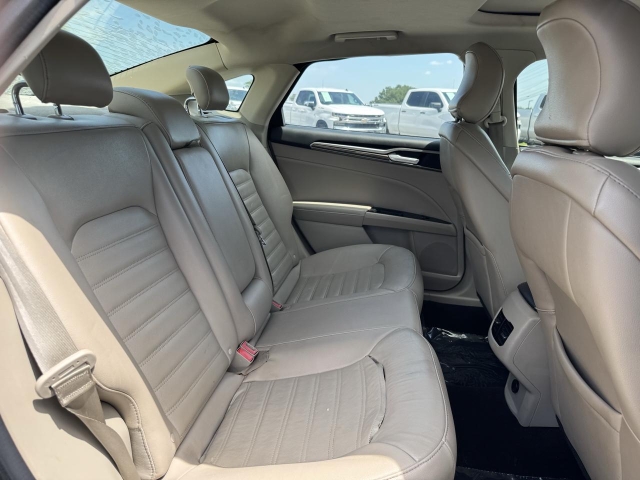 Ford Fusion SE 2017