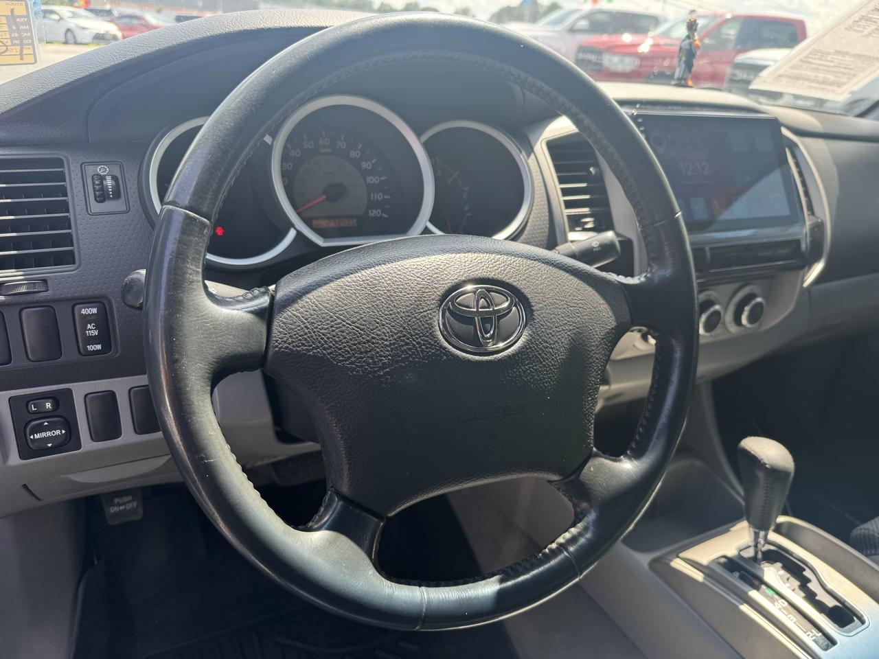 Toyota Tacoma PreRunner Double Cab V6 Auto 2WD 2006