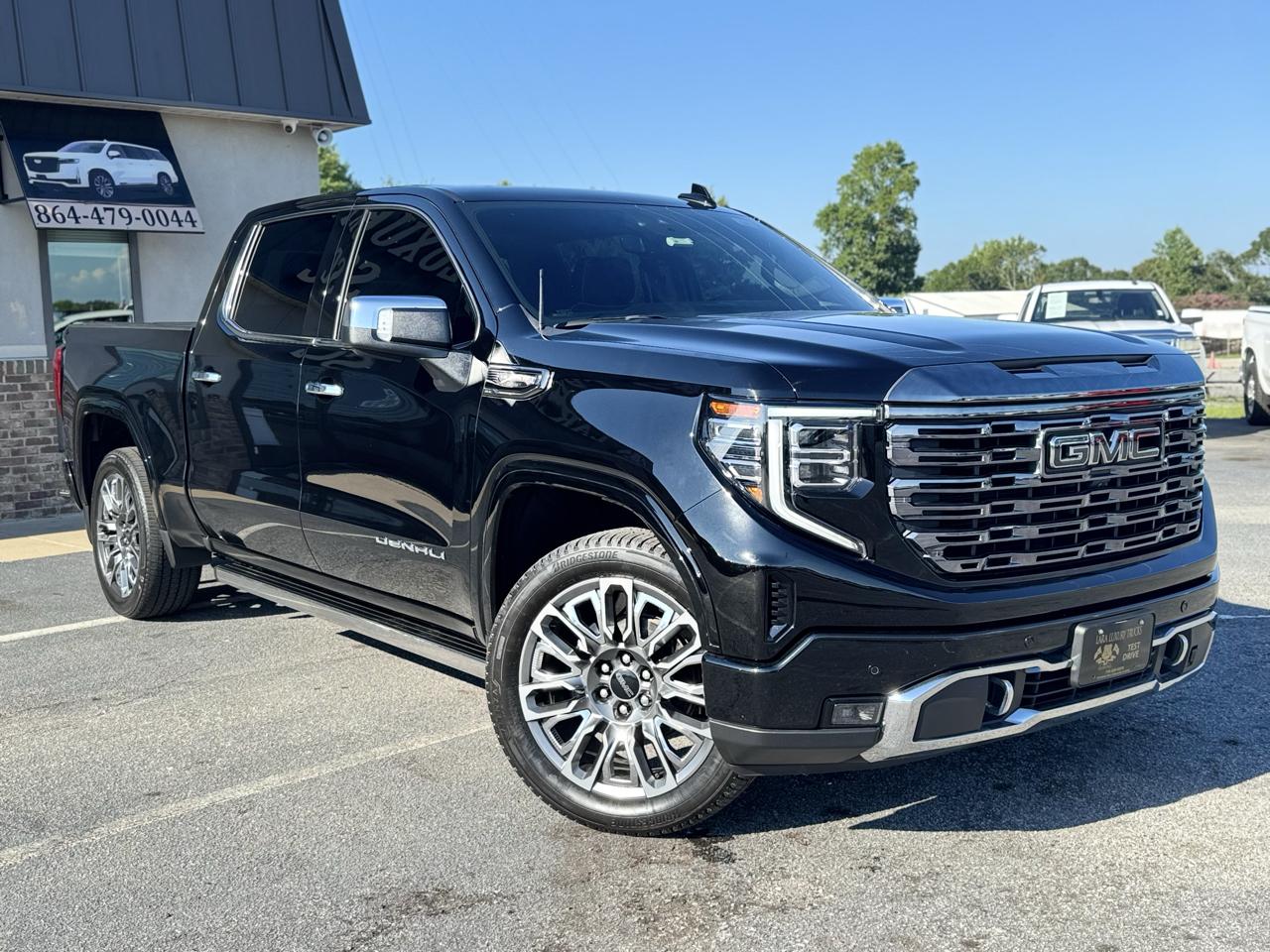 GMC Sierra 1500 Denali Ultimate Crew Cab 4WD 2024