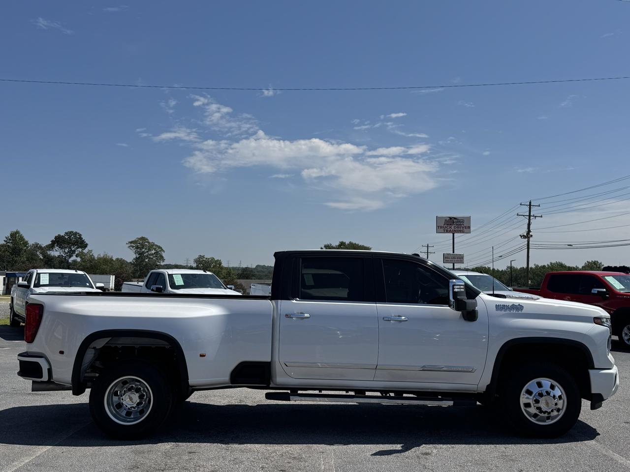 Chevrolet Silverado 3500HD High Country Crew Cab 4WD 2024