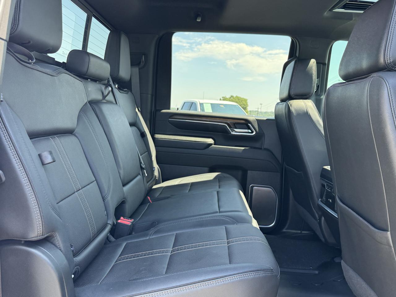 Chevrolet Silverado 3500HD High Country Crew Cab 4WD 2024