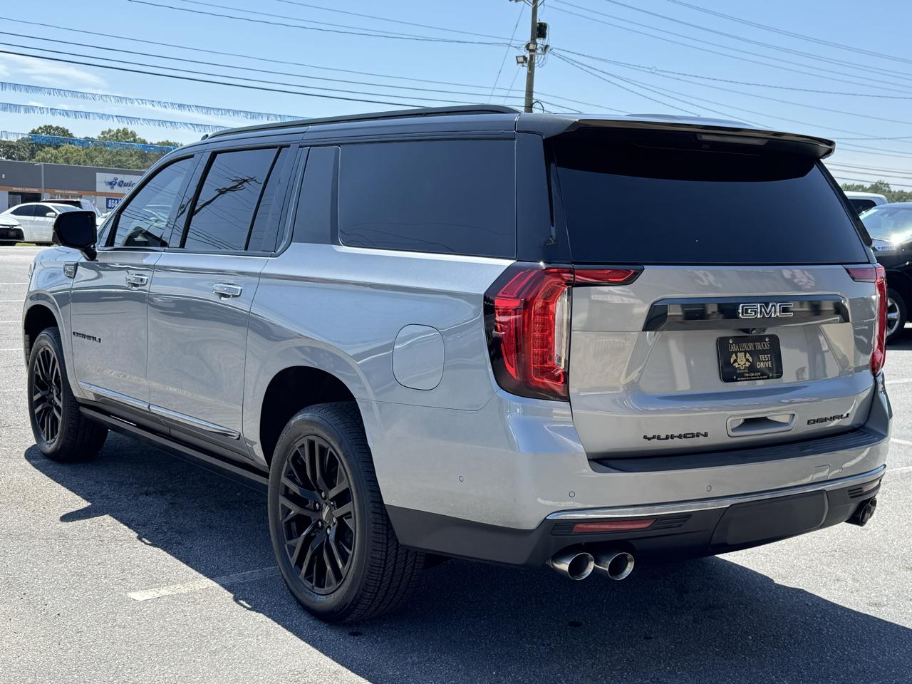 GMC Yukon XL Denali Ultimate 4WD 2024