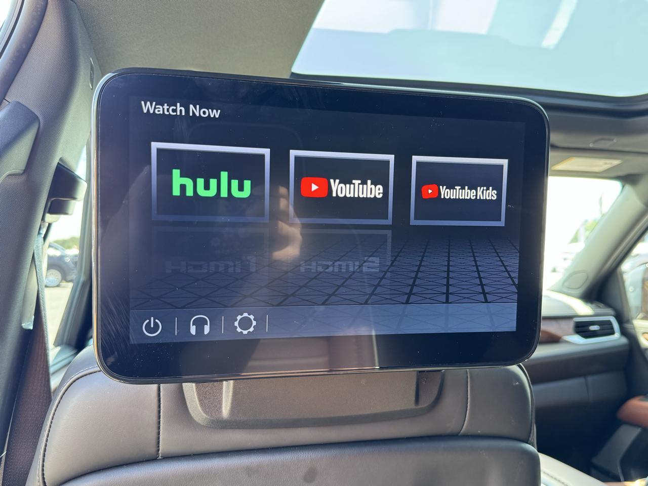 GMC Yukon XL Denali Ultimate 4WD 2024