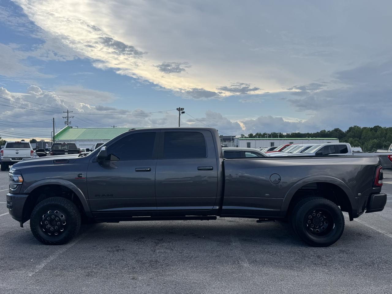 RAM 3500 Laramie Crew Cab LWB 4WD DRW 2022