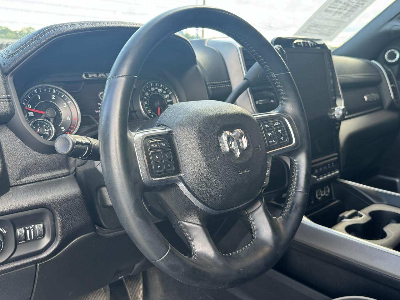 RAM 3500 Laramie Crew Cab LWB 4WD DRW 2022