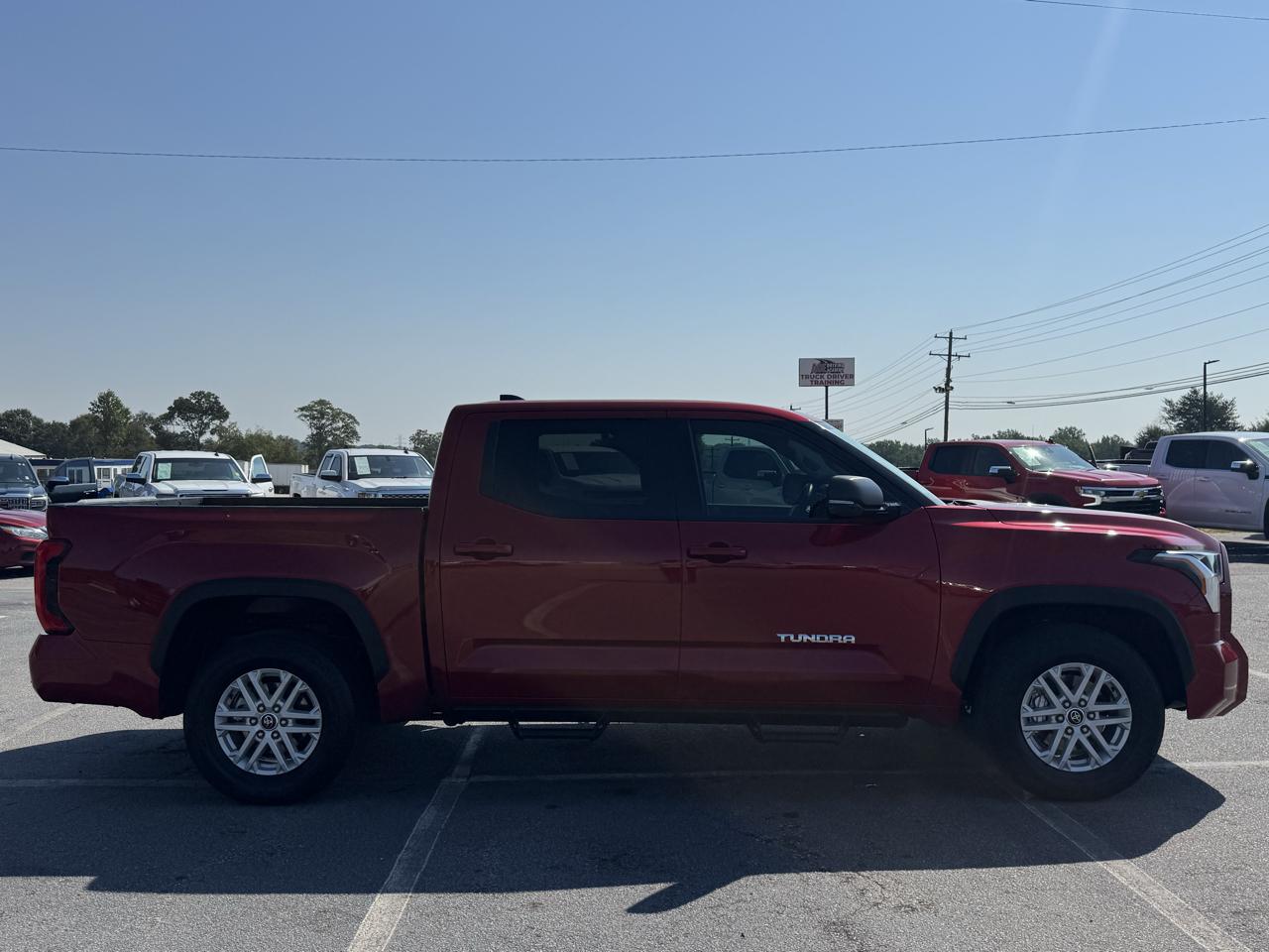 Toyota Tundra SR5 2023