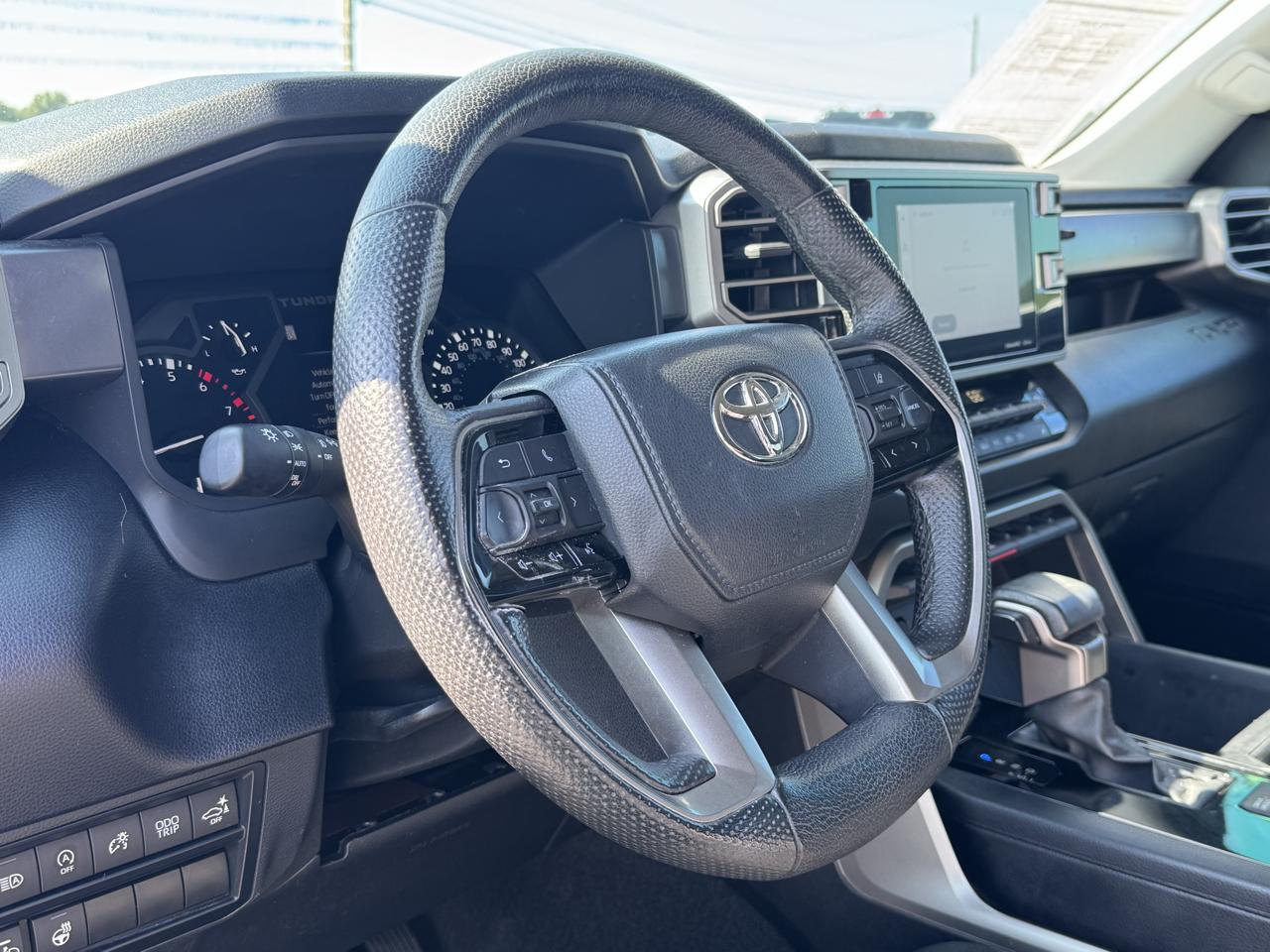 Toyota Tundra SR5 2023