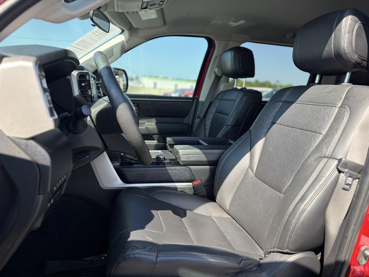 Toyota Tundra SR5 2023