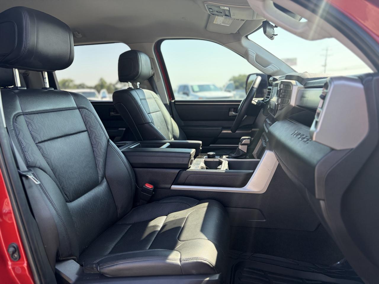 Toyota Tundra SR5 2023
