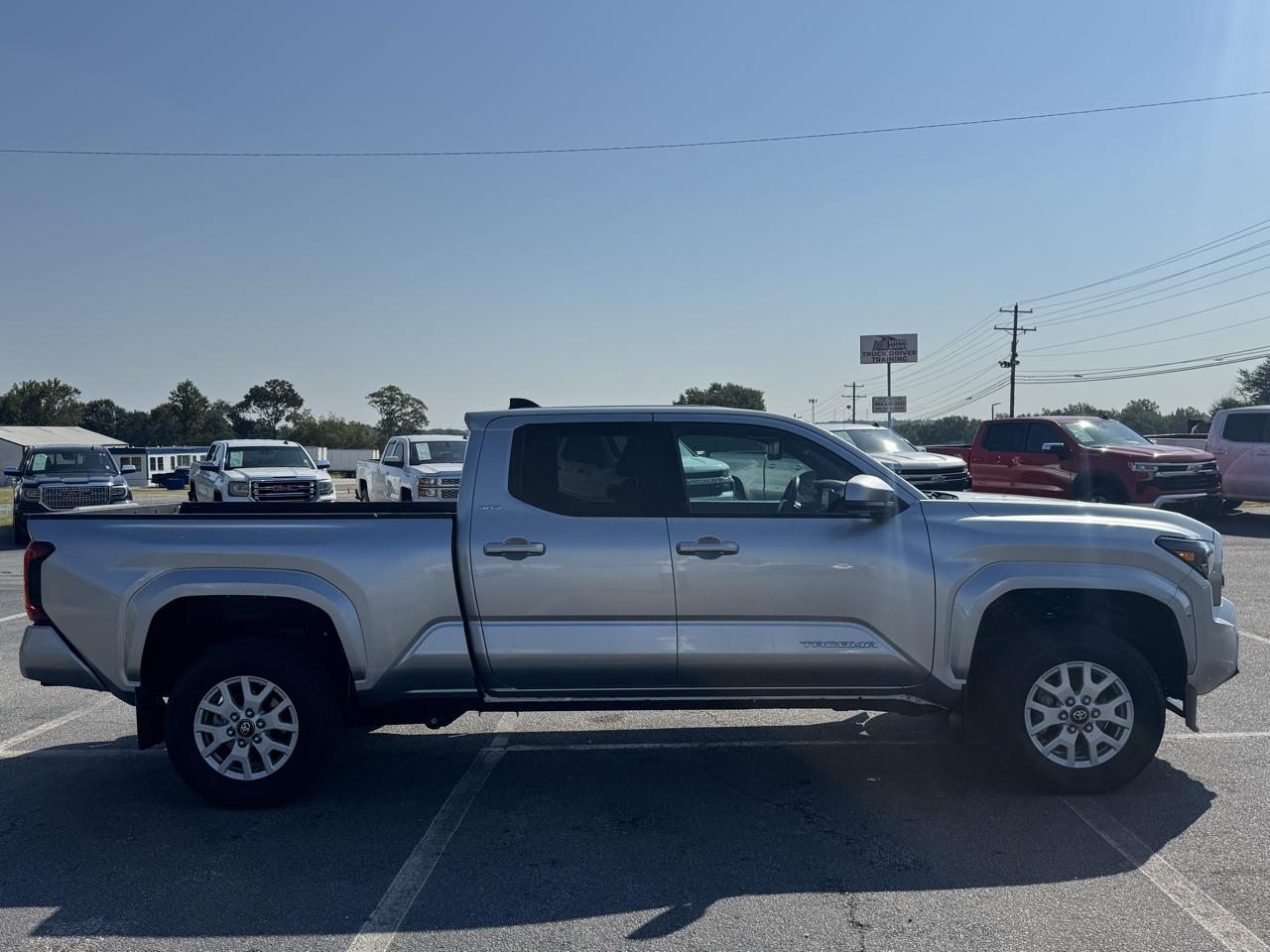 Toyota Tacoma SR5 2024