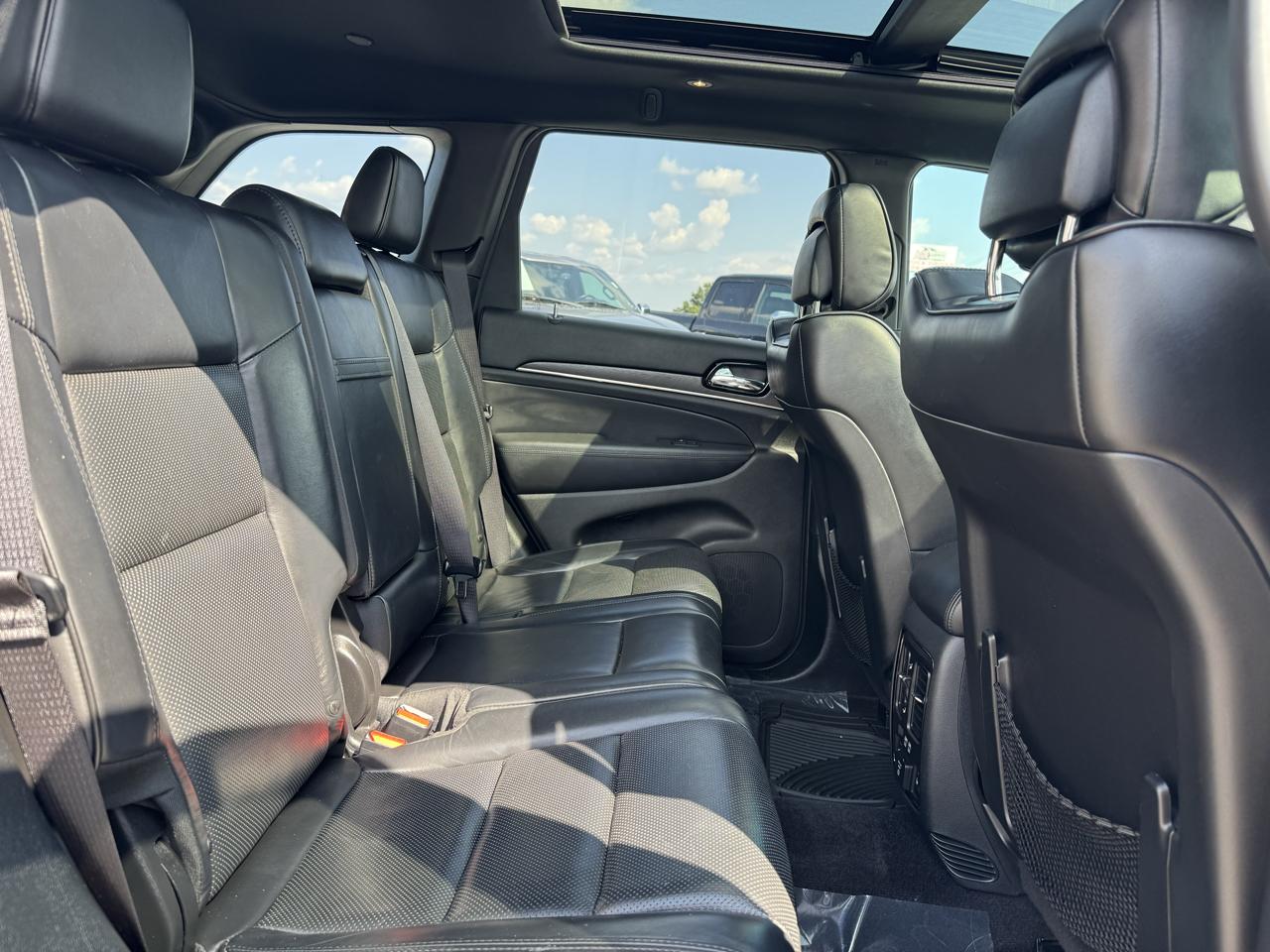 Jeep Grand Cherokee Overland 2WD 2019