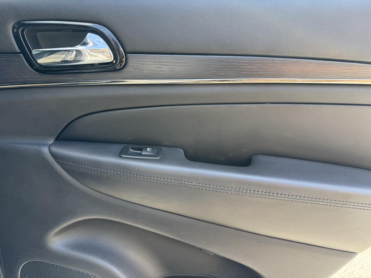 Jeep Grand Cherokee Overland 2WD 2019